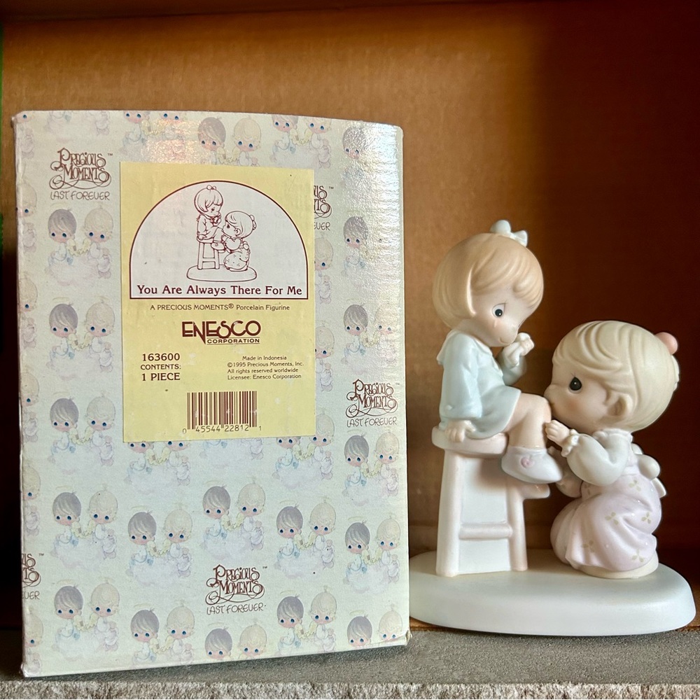 PRECIOUS MOMENTS - YOU ARE ALWAYS THERE FOR ME - GIRL #1